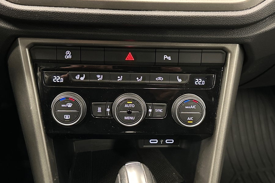 Volkswagen T-Roc vaihtoauto