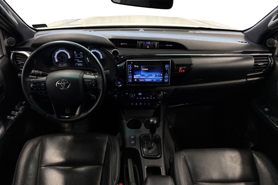 Toyota Hilux vaihtoauto