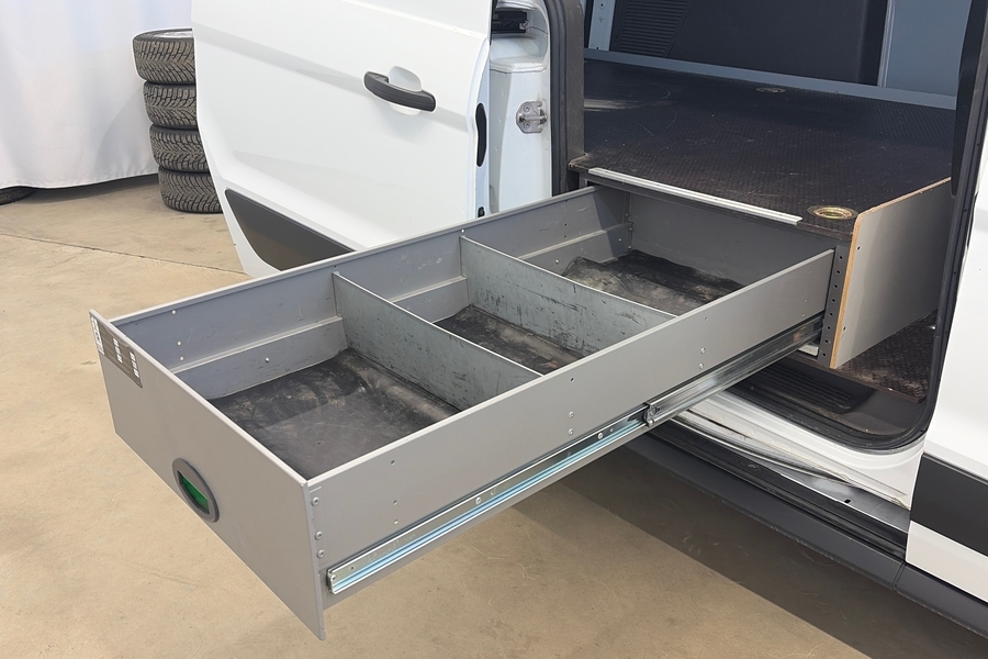 Ford Transit Connect vaihtoauto