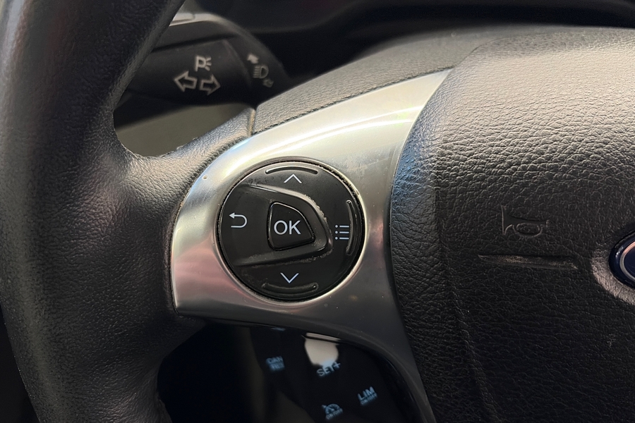 Ford Transit Connect vaihtoauto