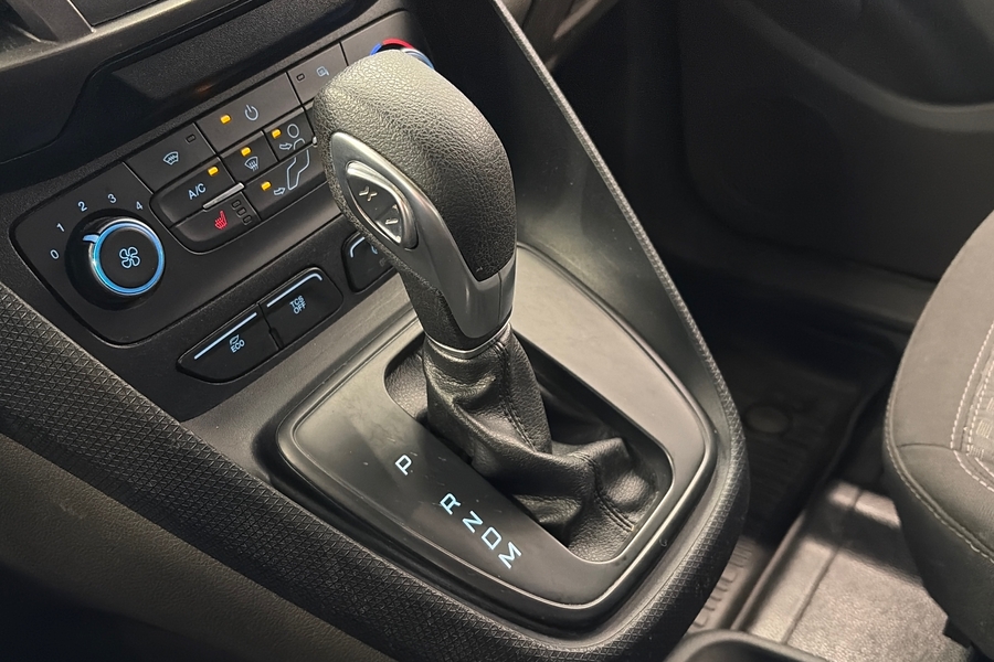 Ford Transit Connect vaihtoauto