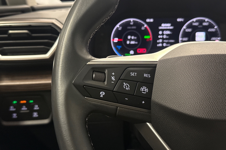 SEAT Leon Sportstourer vaihtoauto