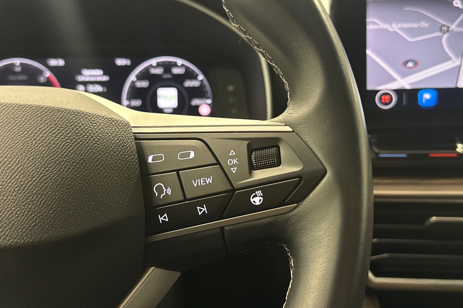 SEAT Leon Sportstourer vaihtoauto