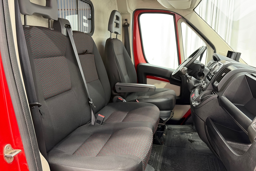 Peugeot Boxer vaihtoauto