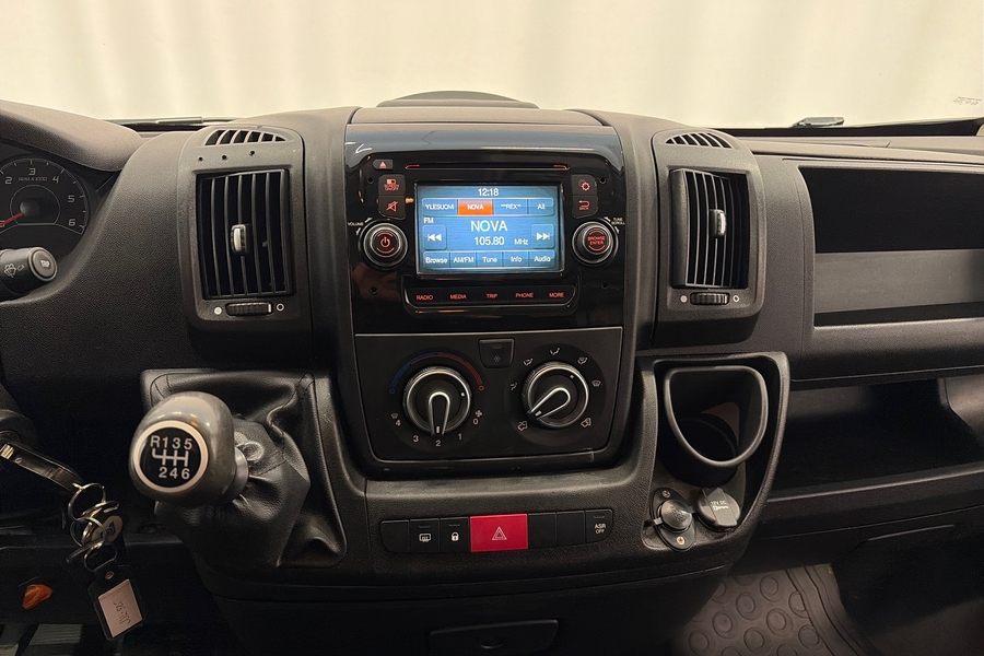 Peugeot Boxer vaihtoauto