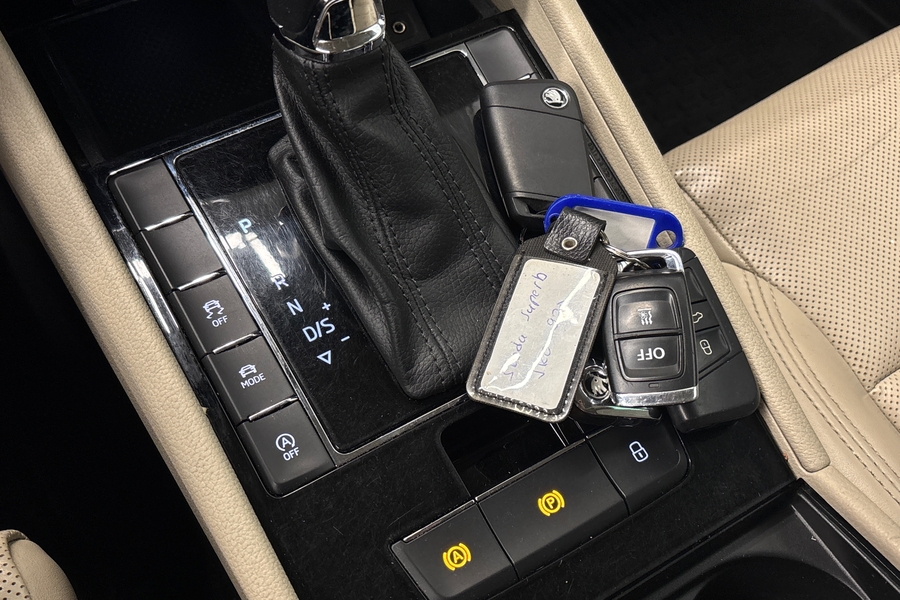 Skoda Superb vaihtoauto