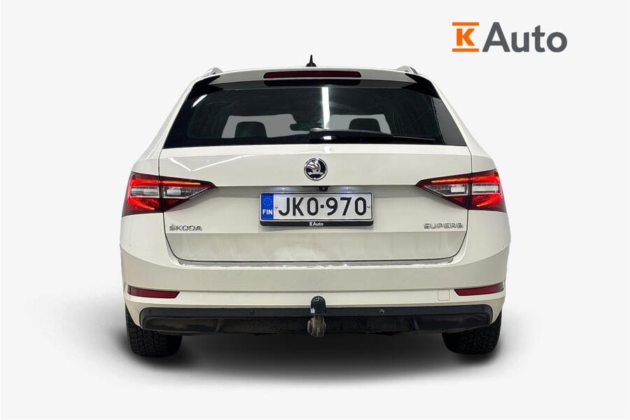 Skoda Superb vaihtoauto