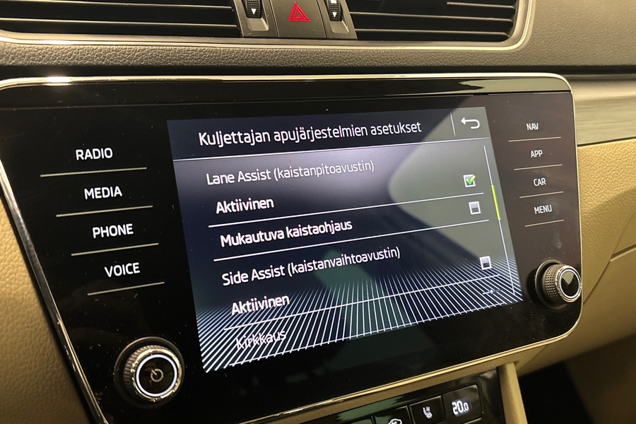 Skoda Superb vaihtoauto