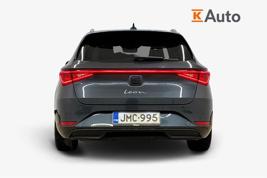 SEAT Leon Sportstourer vaihtoauto