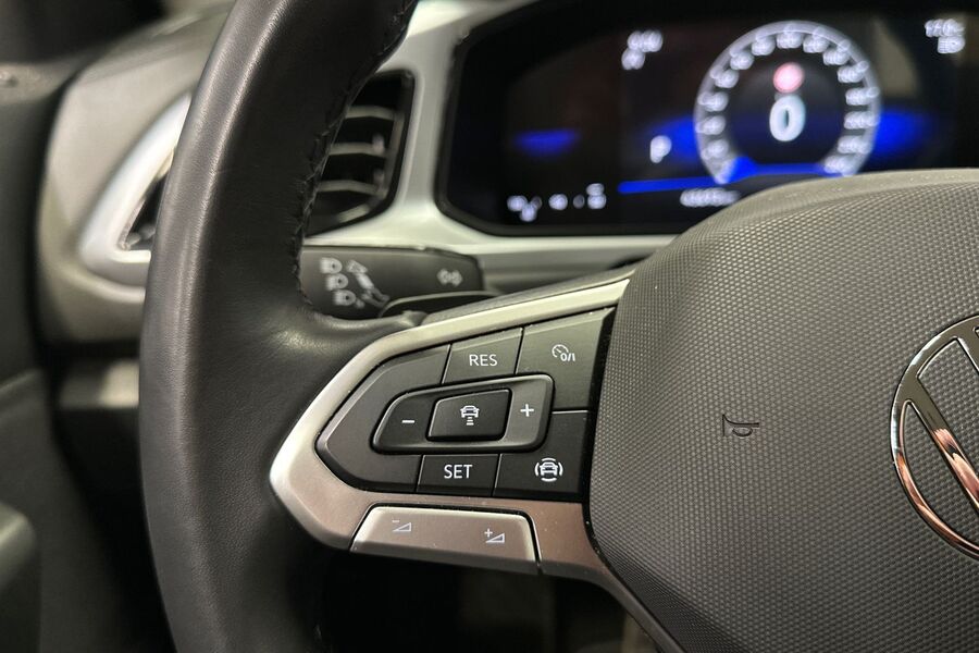 Volkswagen T-Roc vaihtoauto