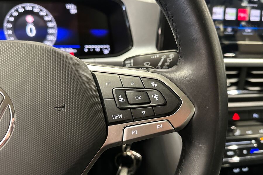 Volkswagen T-Roc vaihtoauto