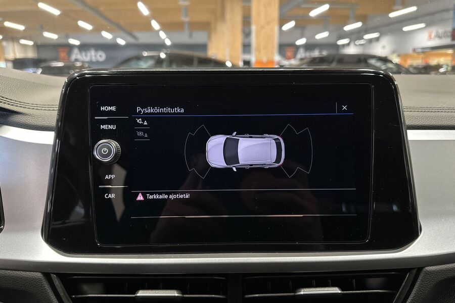 Volkswagen T-Roc vaihtoauto