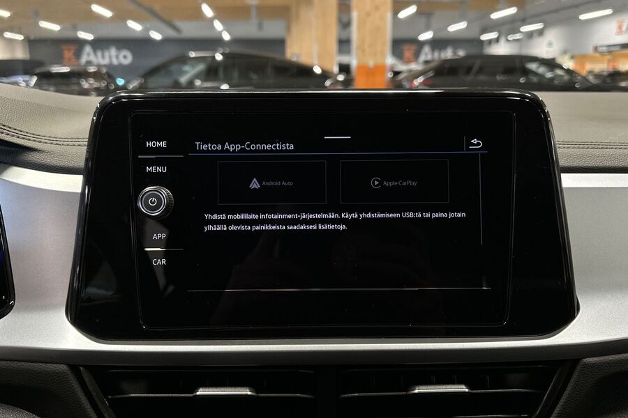 Volkswagen T-Roc vaihtoauto