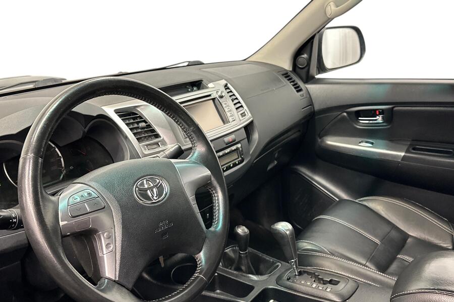 Toyota Hilux vaihtoauto