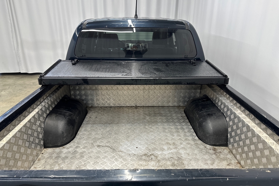 Toyota Hilux vaihtoauto