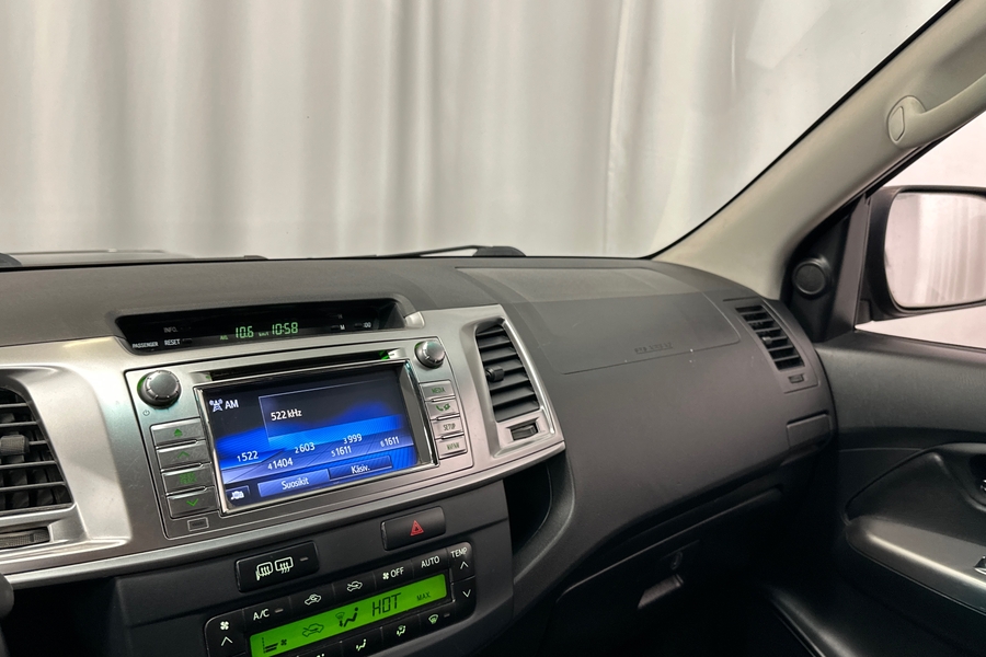 Toyota Hilux vaihtoauto