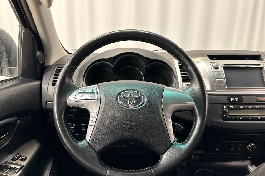 Toyota Hilux vaihtoauto