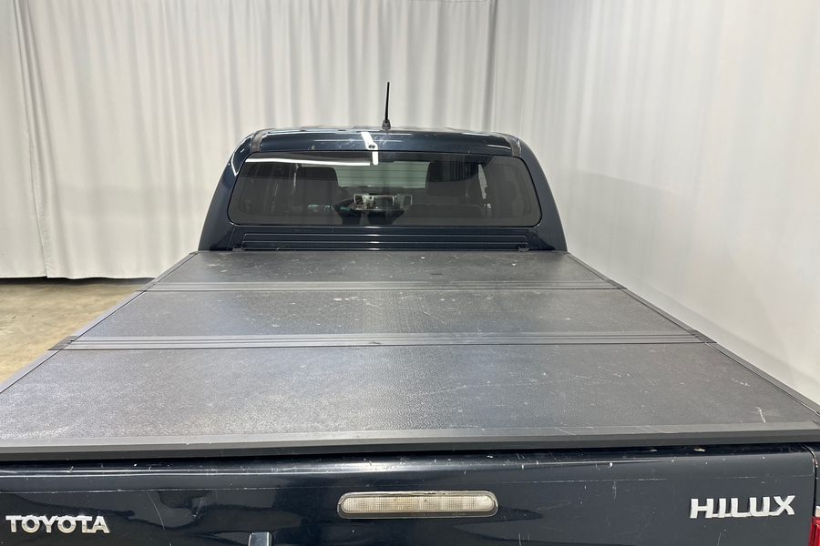 Toyota Hilux vaihtoauto