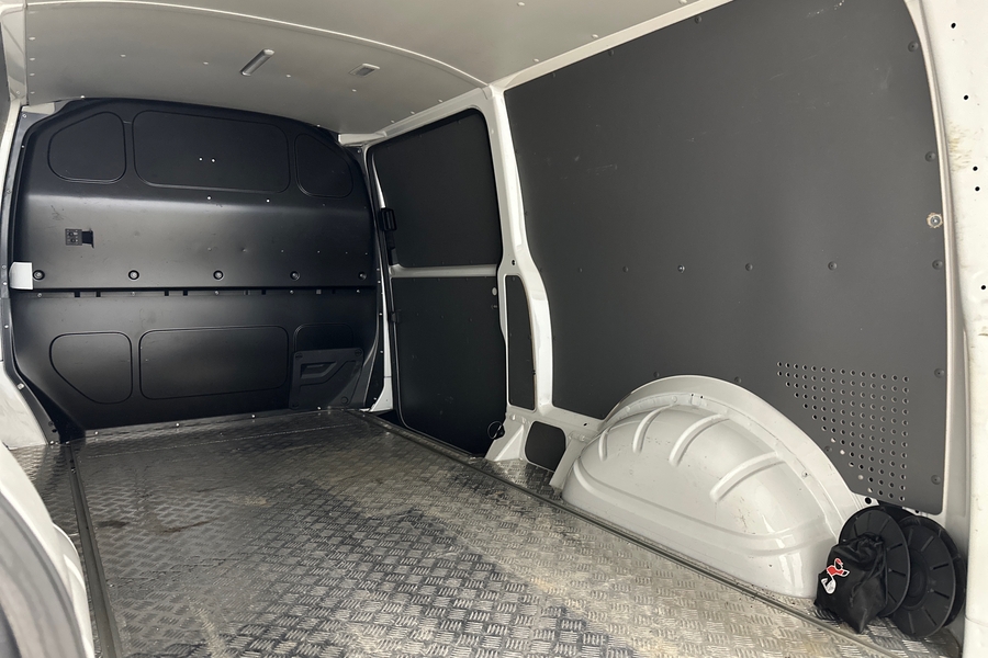 Volkswagen Transporter vaihtoauto