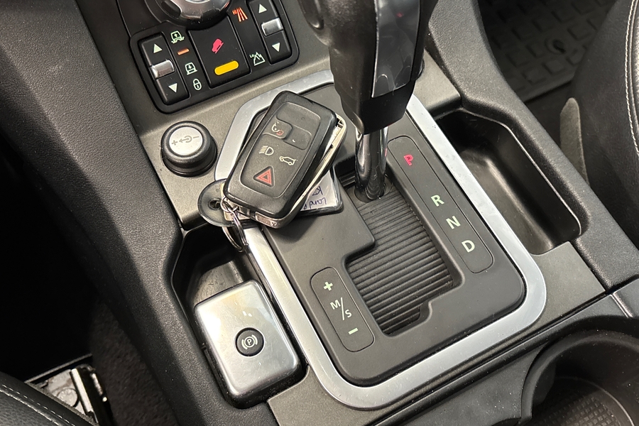 Land Rover Discovery vaihtoauto