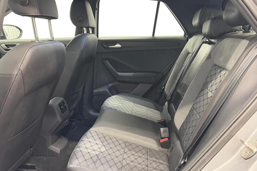 Volkswagen T-Roc vaihtoauto