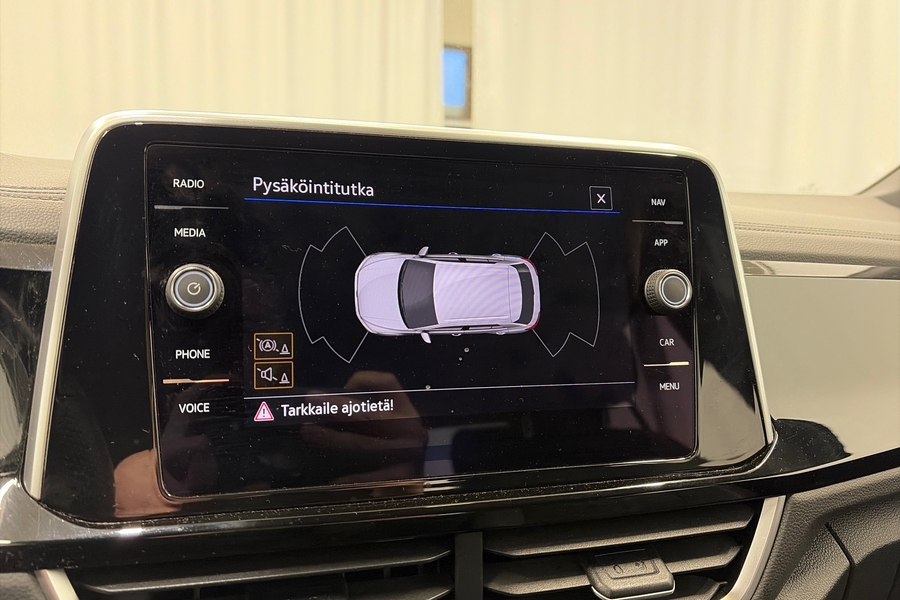 Volkswagen T-Roc vaihtoauto