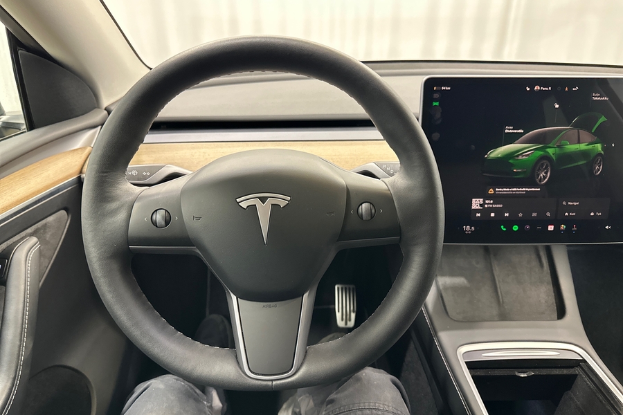 Tesla Model Y vaihtoauto
