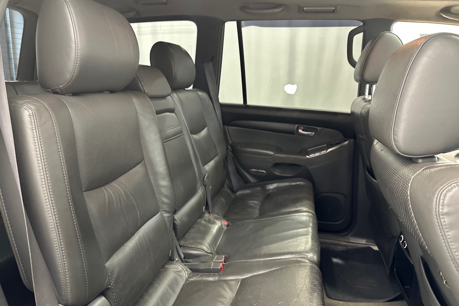 Toyota Land Cruiser vaihtoauto