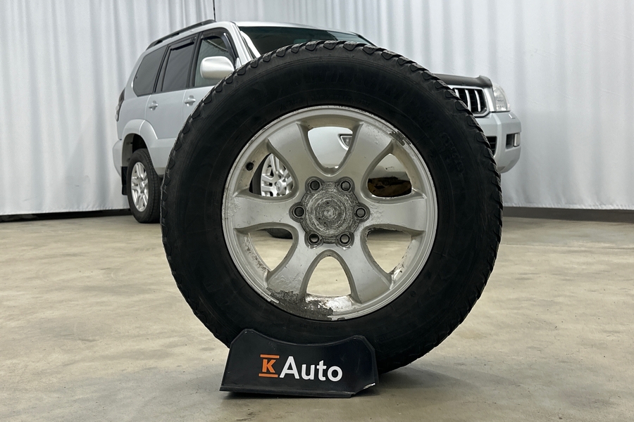 Toyota Land Cruiser vaihtoauto