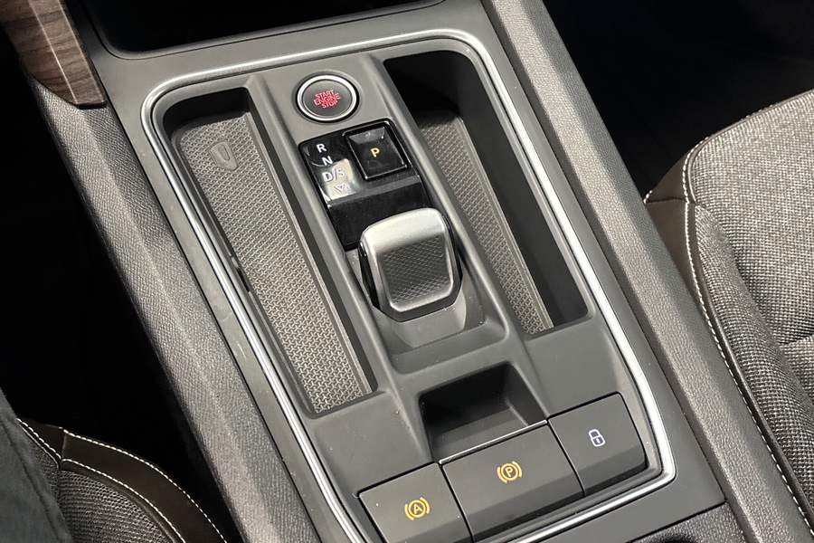 SEAT Leon Sportstourer vaihtoauto