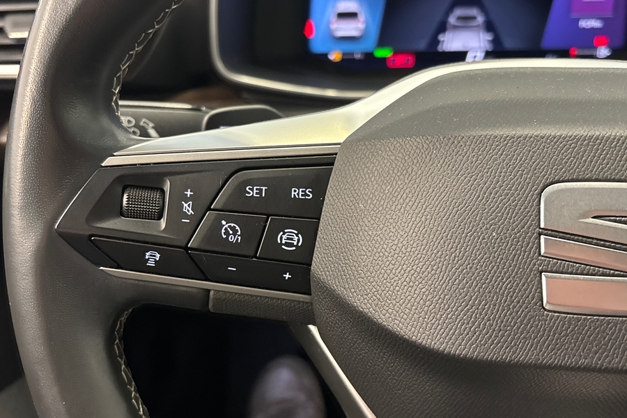 SEAT Leon Sportstourer vaihtoauto