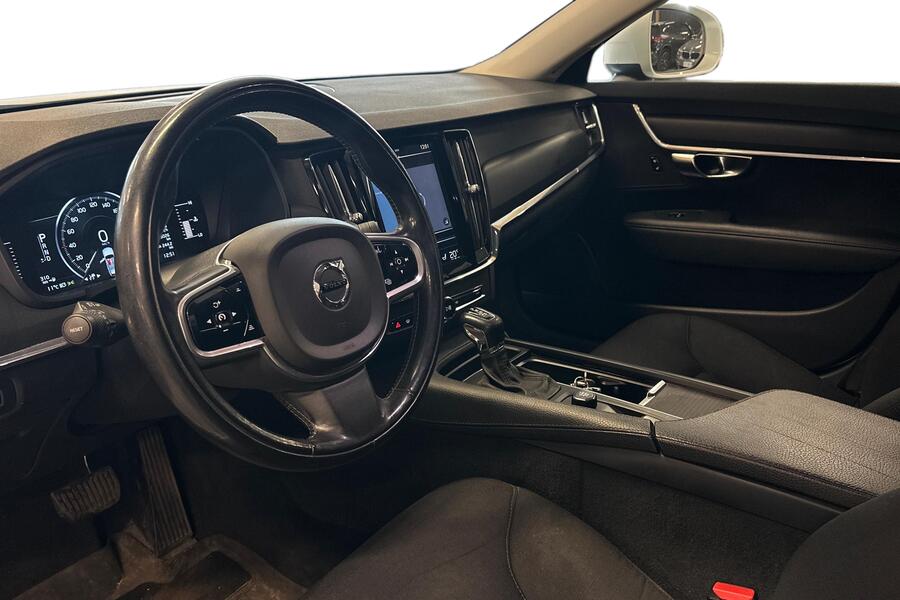 Volvo V90 Cross Country vaihtoauto