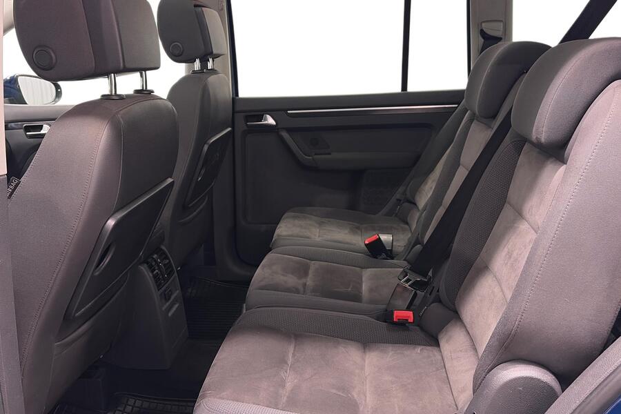 Volkswagen Touran vaihtoauto