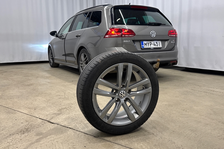 Volkswagen Golf vaihtoauto