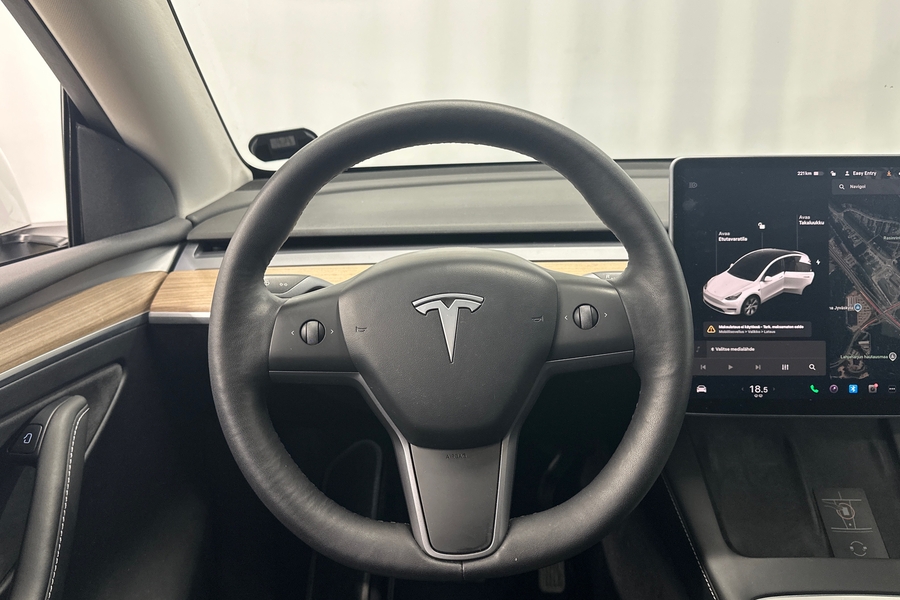 Tesla Model Y vaihtoauto