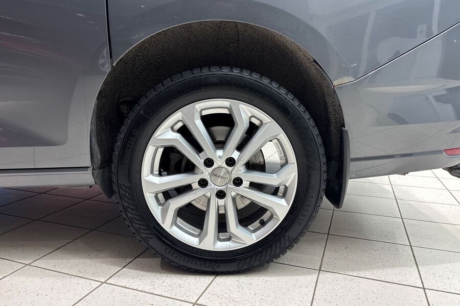 Volkswagen Caddy Maxi vaihtoauto