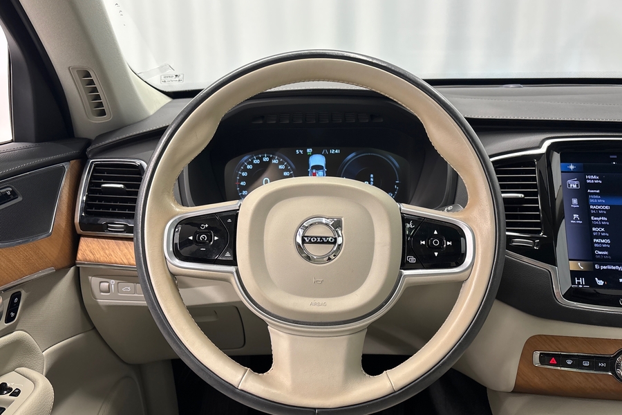 Volvo XC90 vaihtoauto