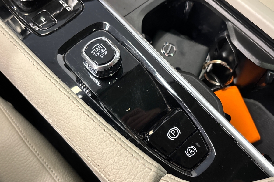 Volvo XC90 vaihtoauto