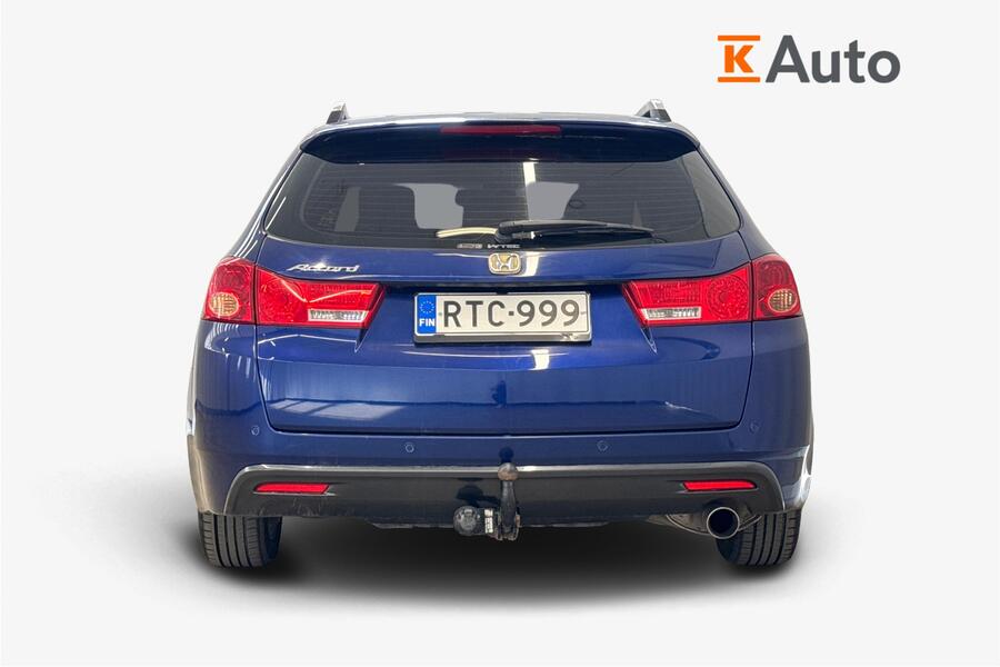 Honda Accord vaihtoauto