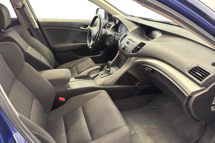 Honda Accord vaihtoauto