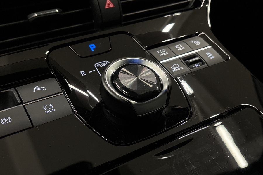 Toyota bZ4X vaihtoauto