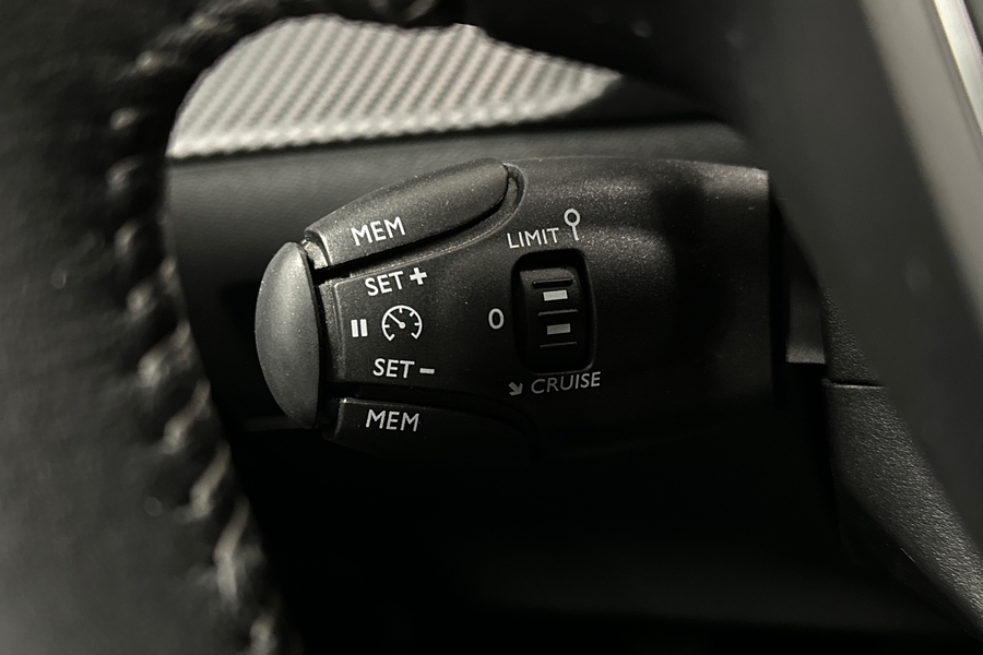 Peugeot 208 vaihtoauto