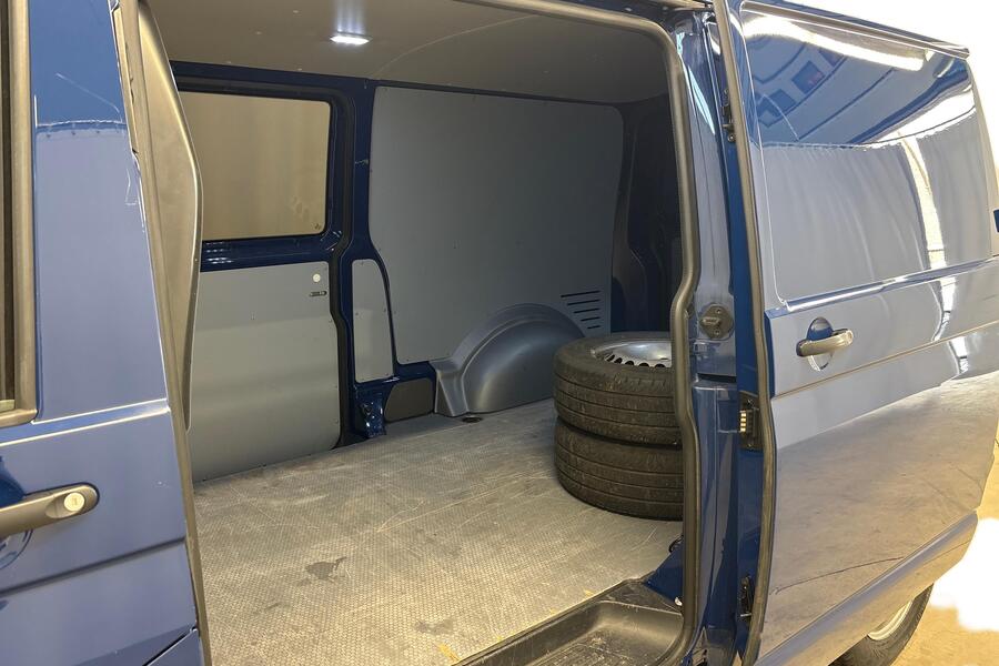 Volkswagen Transporter vaihtoauto