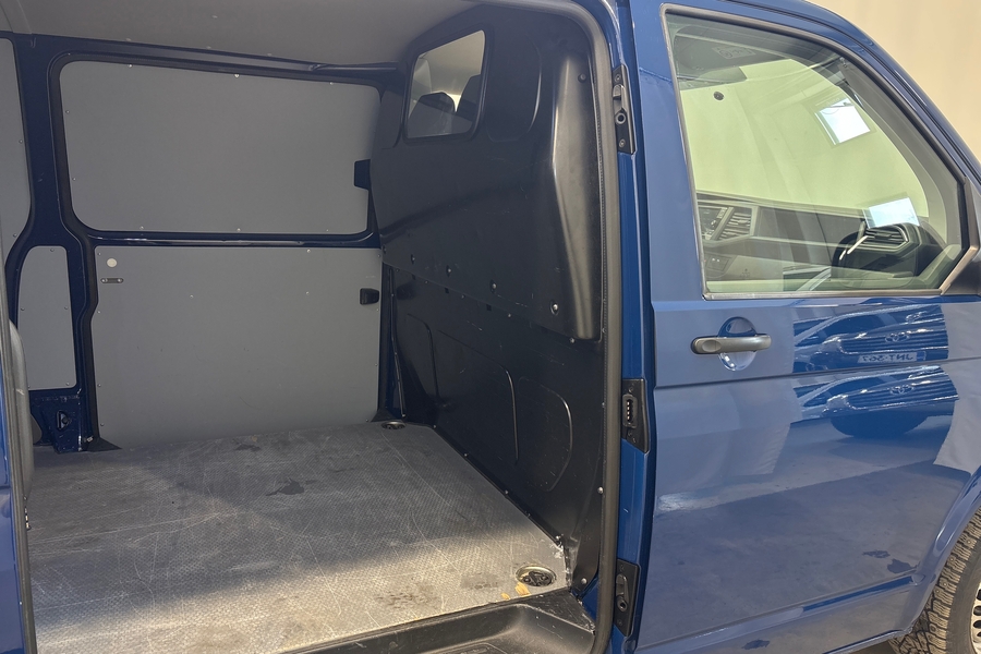 Volkswagen Transporter vaihtoauto