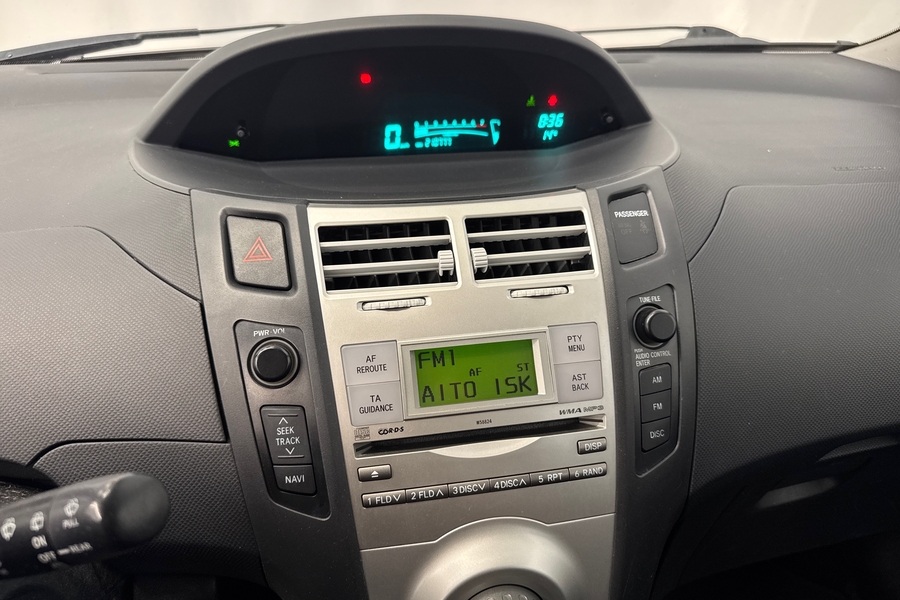 Toyota Yaris vaihtoauto