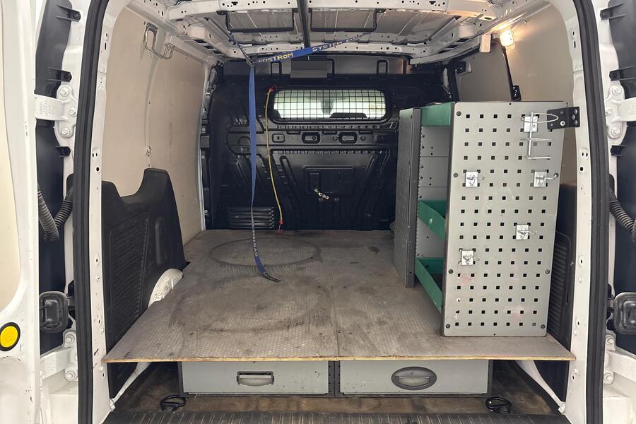 Ford Transit Connect vaihtoauto