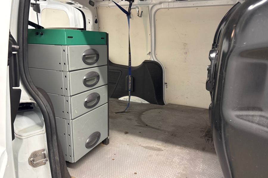 Ford Transit Connect vaihtoauto