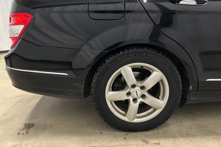 Mercedes-Benz C vaihtoauto