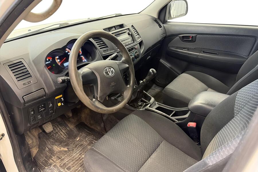 Toyota Hilux vaihtoauto