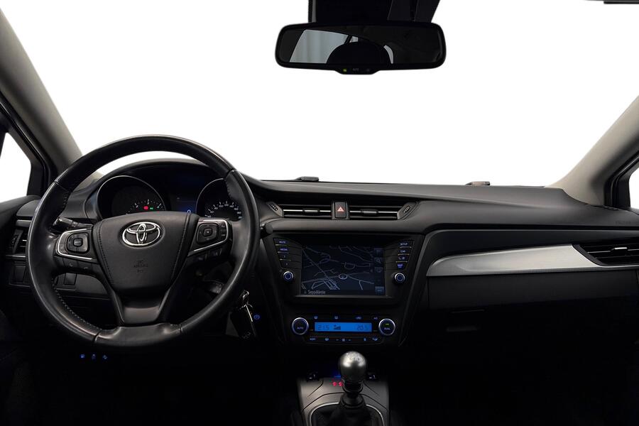 Toyota Avensis vaihtoauto